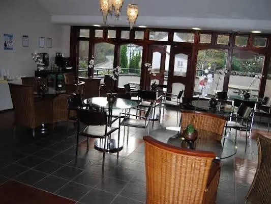 Whitewater & Hotel 3*