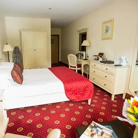 Whitewater & Hotel 3*