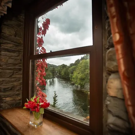 Hotell Whitewater & Newby Bridge