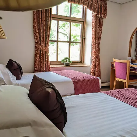 Hotel Whitewater &