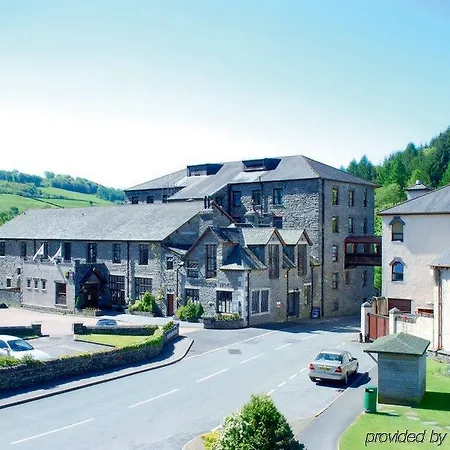 Whitewater & Ξενοδοχείο