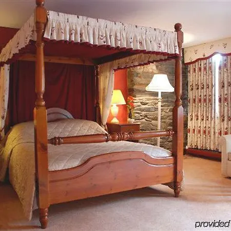 Whitewater & Hotel 3*