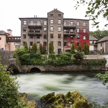 Whitewater & Hotel 3*