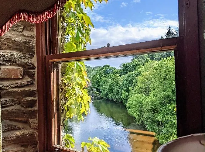 Hotel Whitewater & 3*