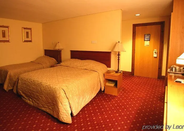 وسبا وايتووتر فندق