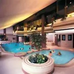 Otel Whitewater &