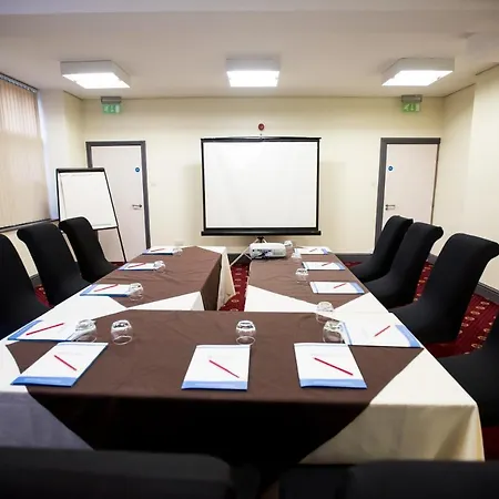 Whitewater & 3* ניובי ברידג'