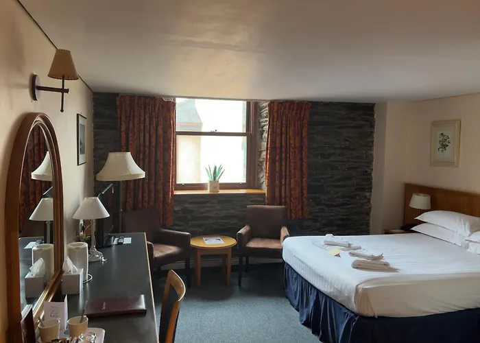 Whitewater & Hotel Newby Bridge